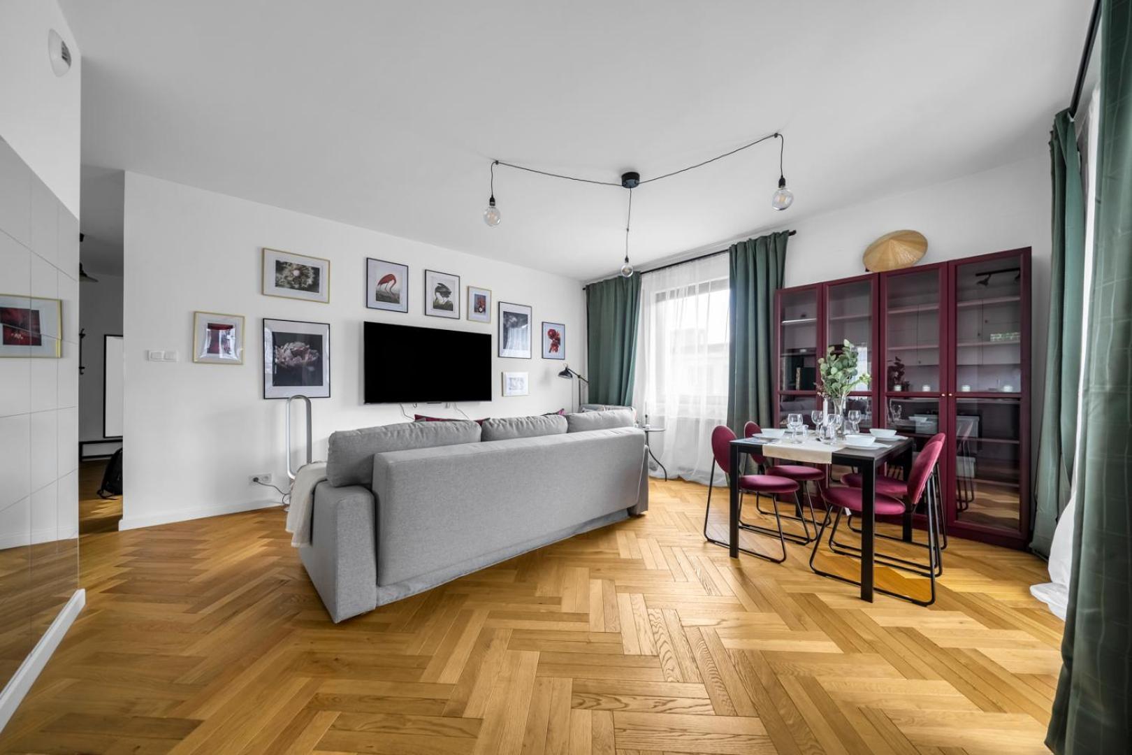 Skierniewicka Apt - Parking, Workspace, Balcony - By Rentujemy Varşovia Exterior foto