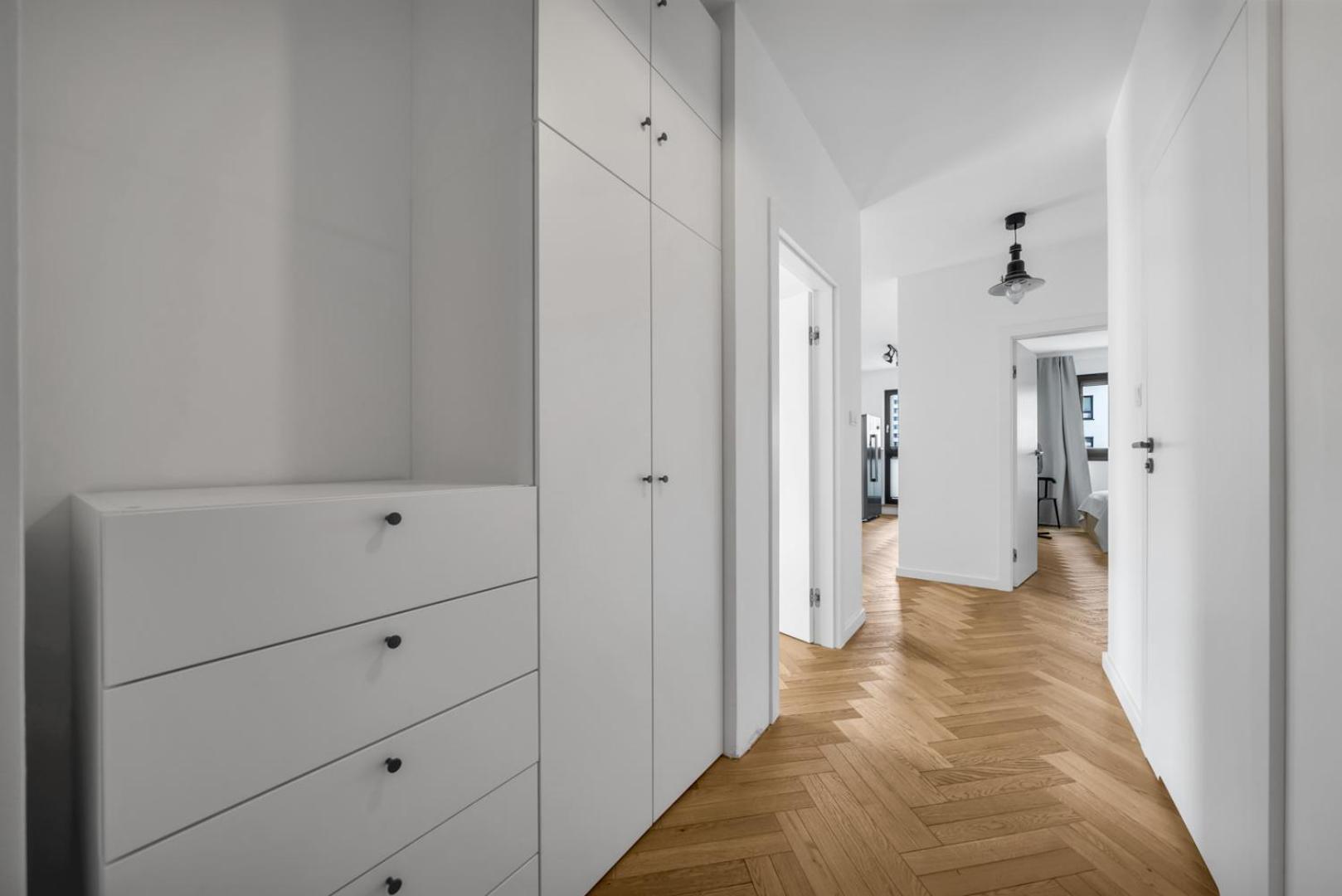 Skierniewicka Apt - Parking, Workspace, Balcony - By Rentujemy Varşovia Exterior foto